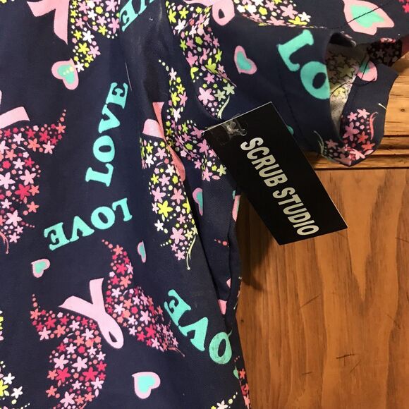 Scrub Studio Top Women's L Navy Butterfly Cotton Poly Pockets V-Neck SS Scrubs - Picture 3 of 10